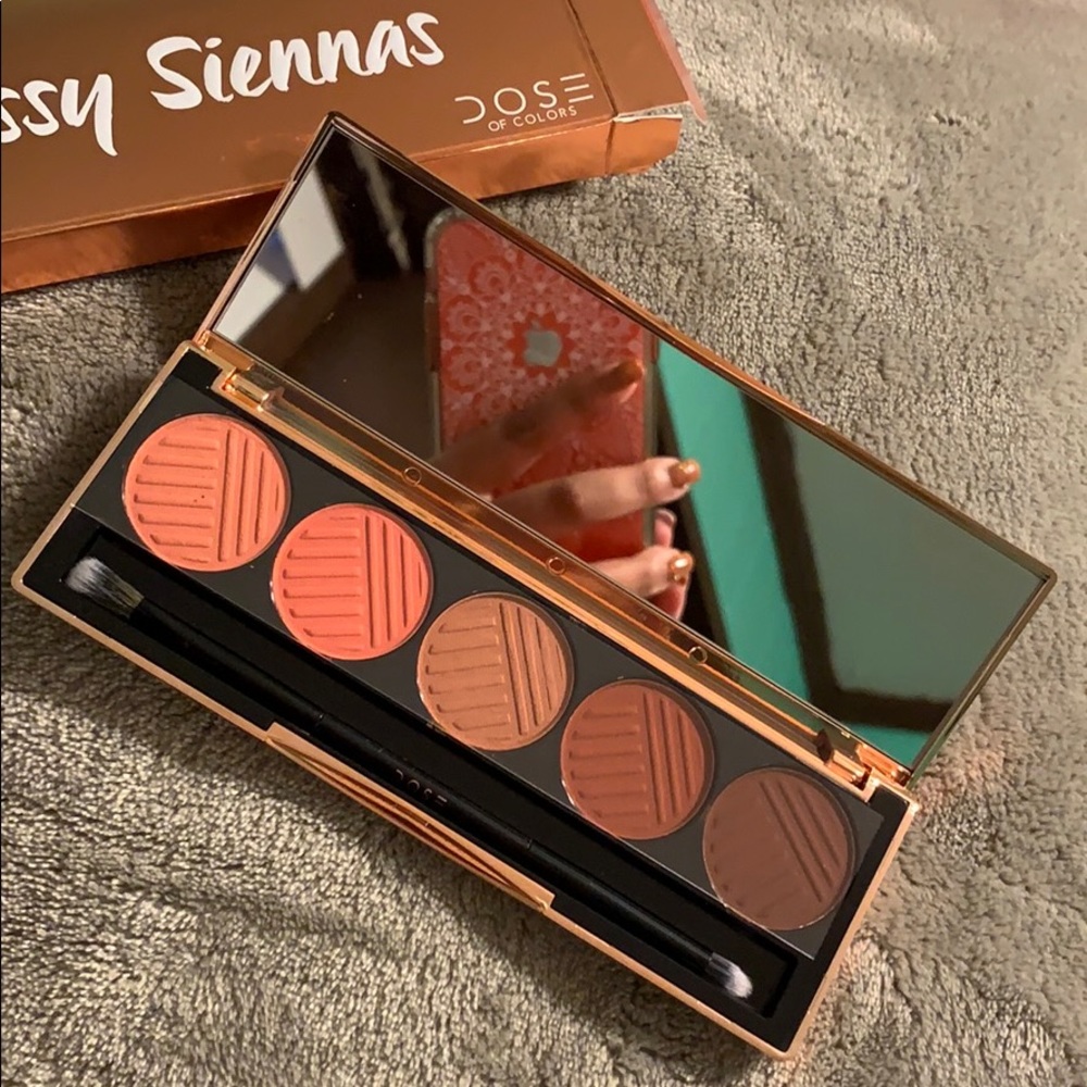 DOSE of Colors Eyeshadow Pallet